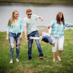 Meet your Posher, Christopher